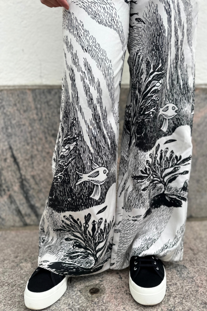 Close up of trousers